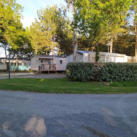 Camping Les Peupliers Hotel Saint-Pere-en-Retz Екстериор снимка