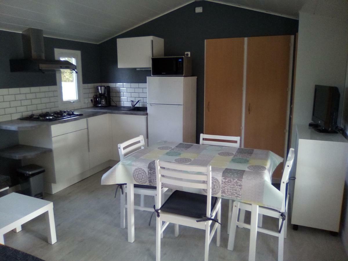 Camping Les Peupliers Hotel Saint-Pere-en-Retz Екстериор снимка